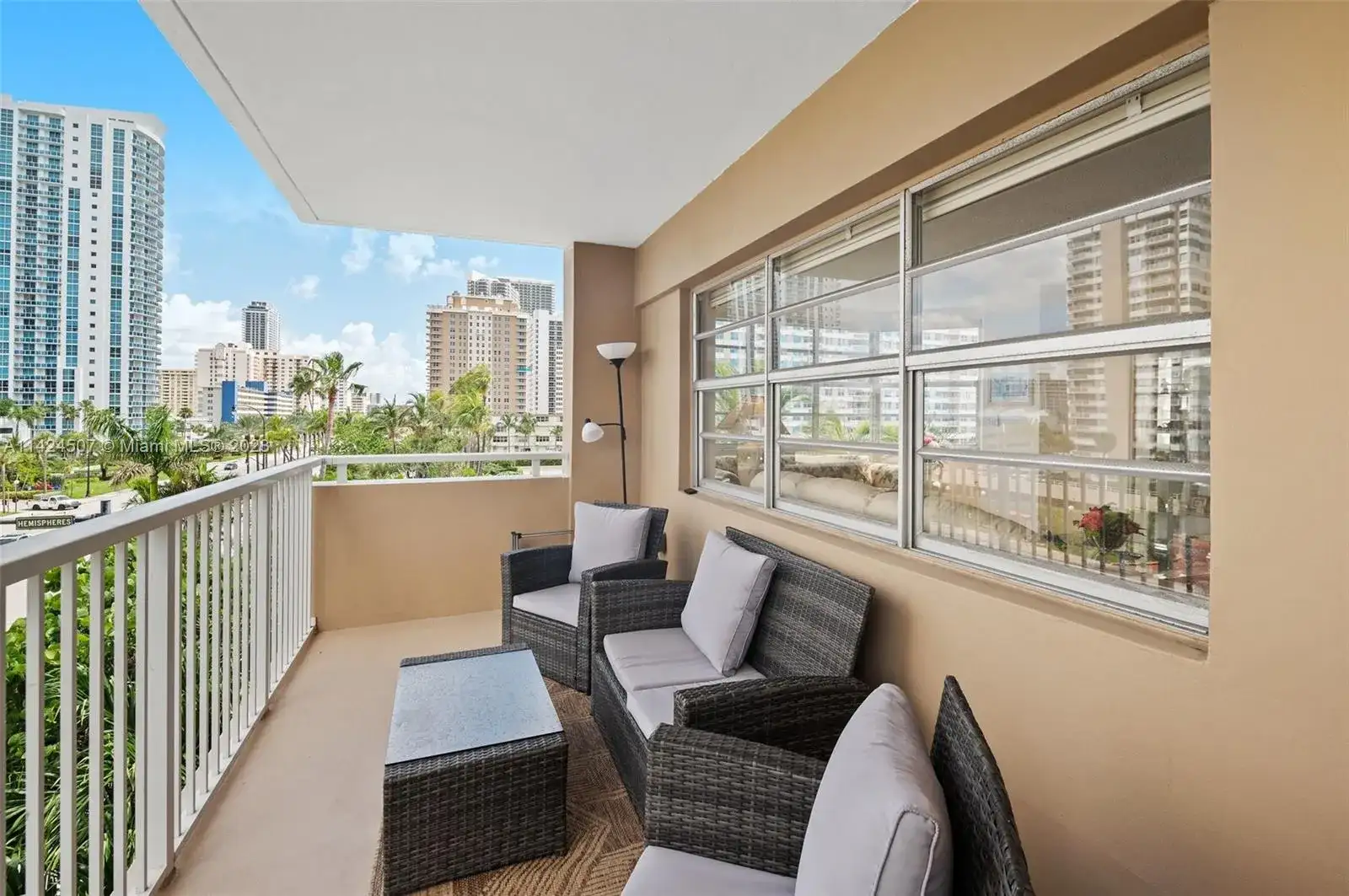 1980 S Ocean Dr # 3P, Hallandale Beach FL 33009 photo 2