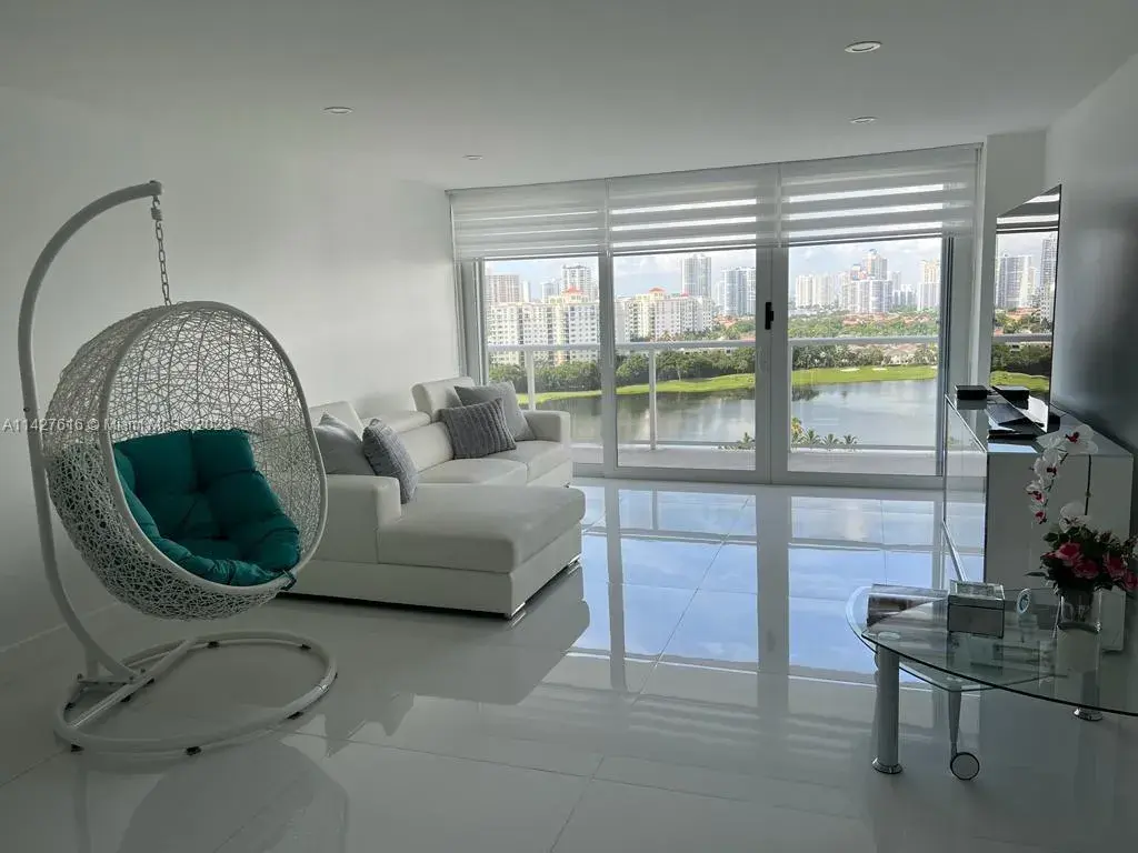 3701 N Country Club Dr # 1805, Aventura FL 33180