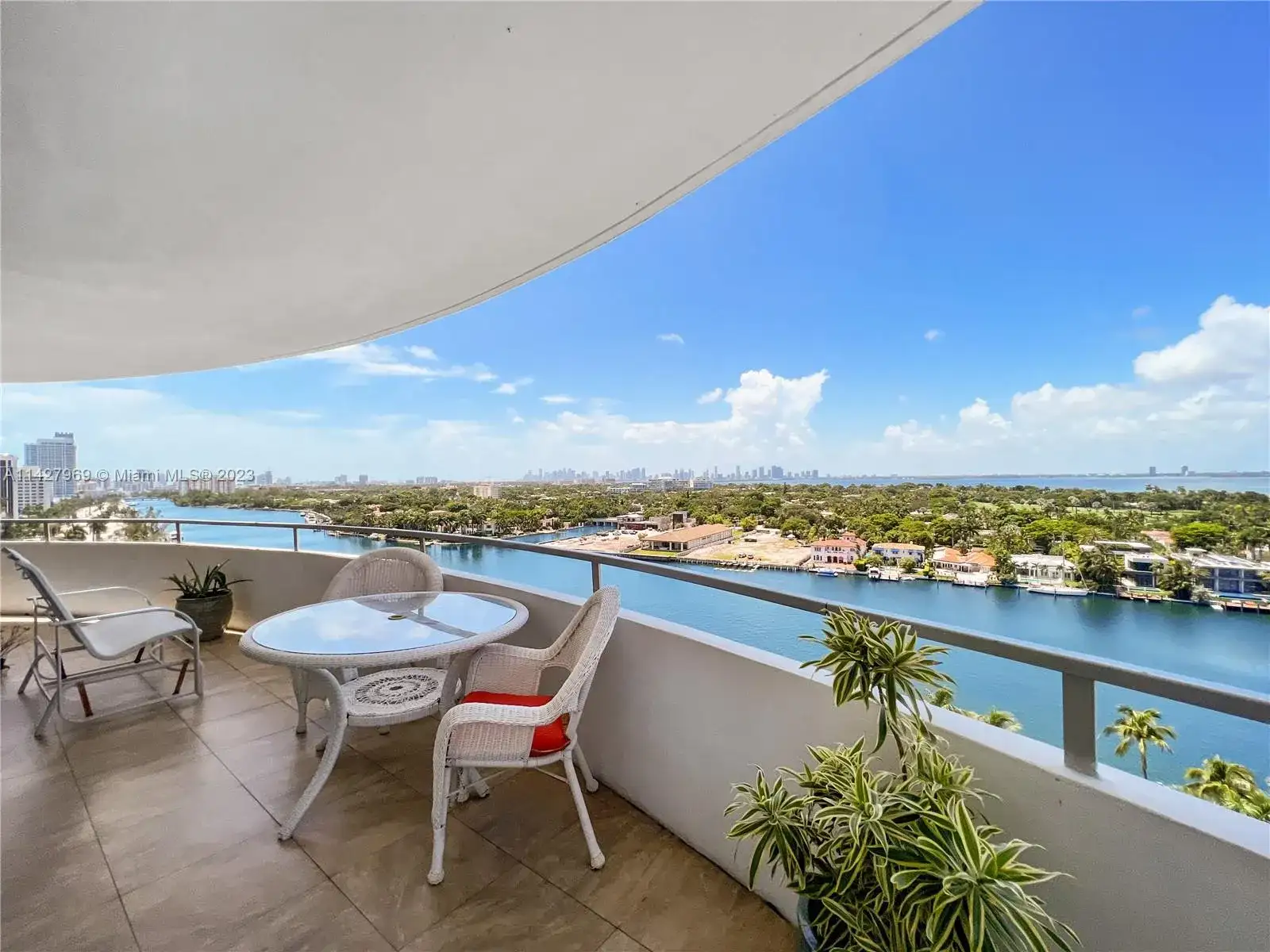5151 Collins Ave # 1523, Miami Beach FL 33140 photo 3