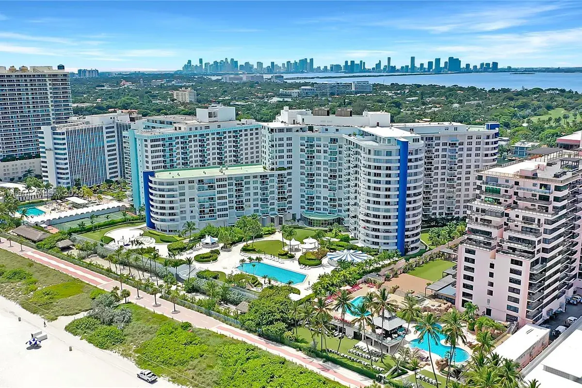 5151 Collins Ave # 1523, Miami Beach FL 33140