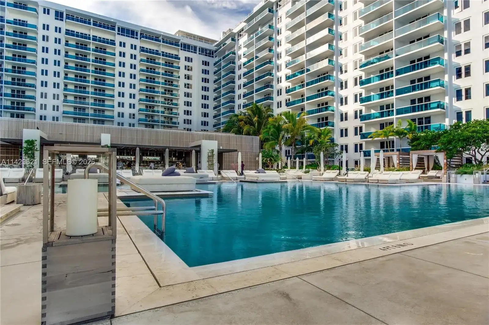 102 24th St # 1108, Miami Beach FL 33139