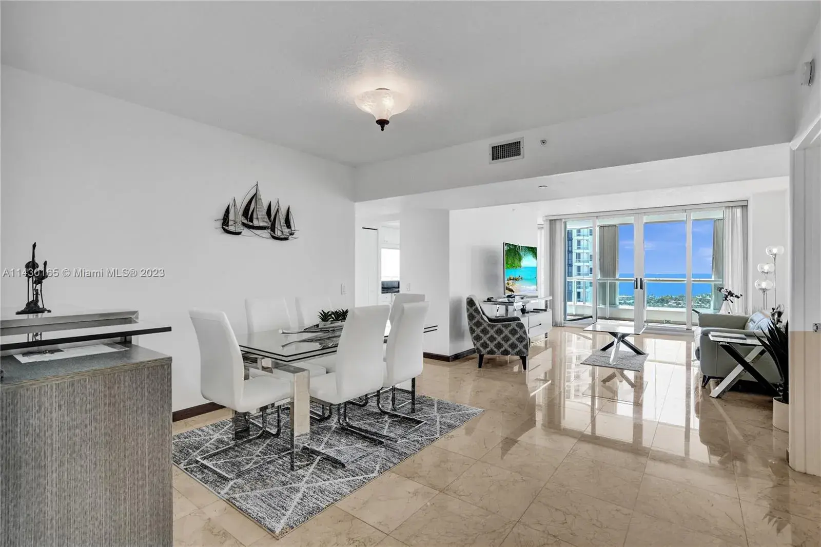 21055 Yacht Club Dr # 2401, Aventura FL 33180