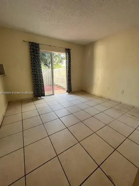 6995 NW 173rd Dr # 2101, Hialeah FL 33015