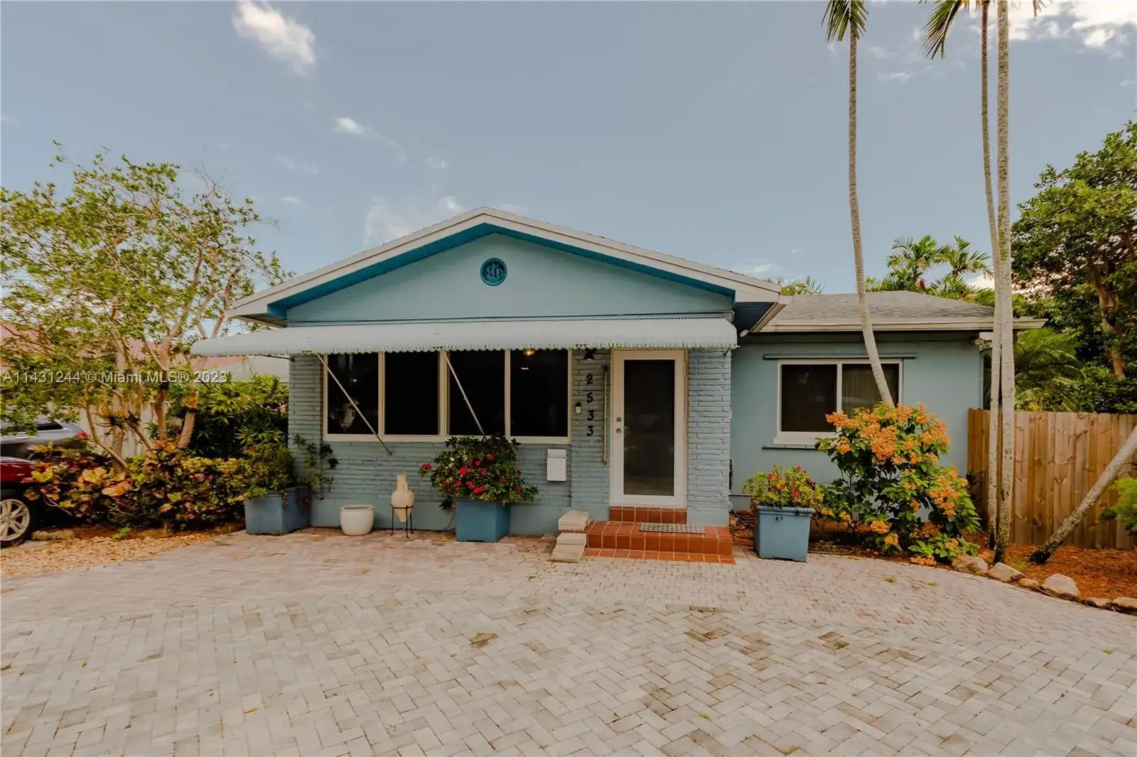 2533 Fillmore St, Hollywood FL 33020 photo 3