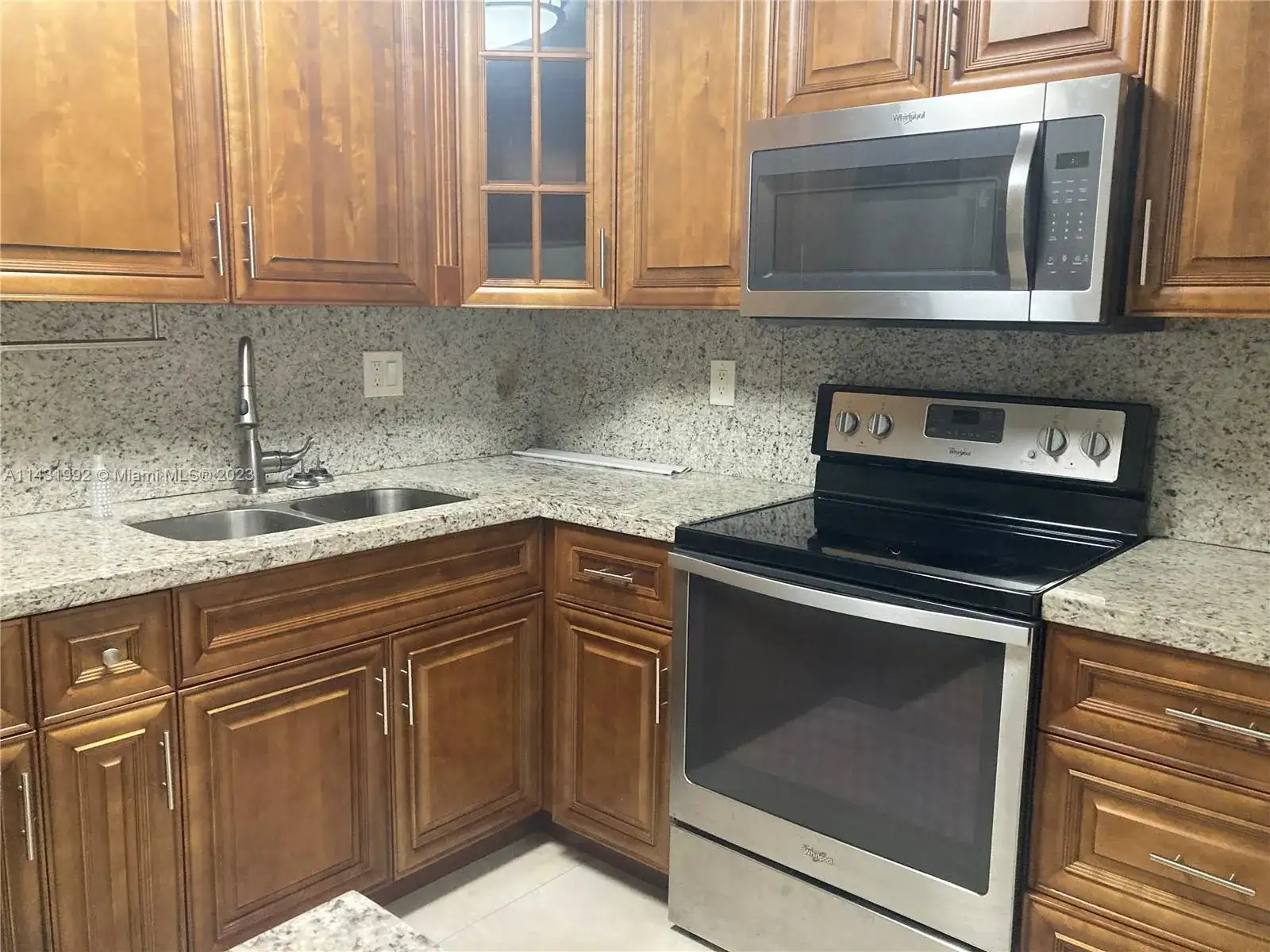 10441 Mahogany Key Cir # 204, Miami FL 33196 photo 3