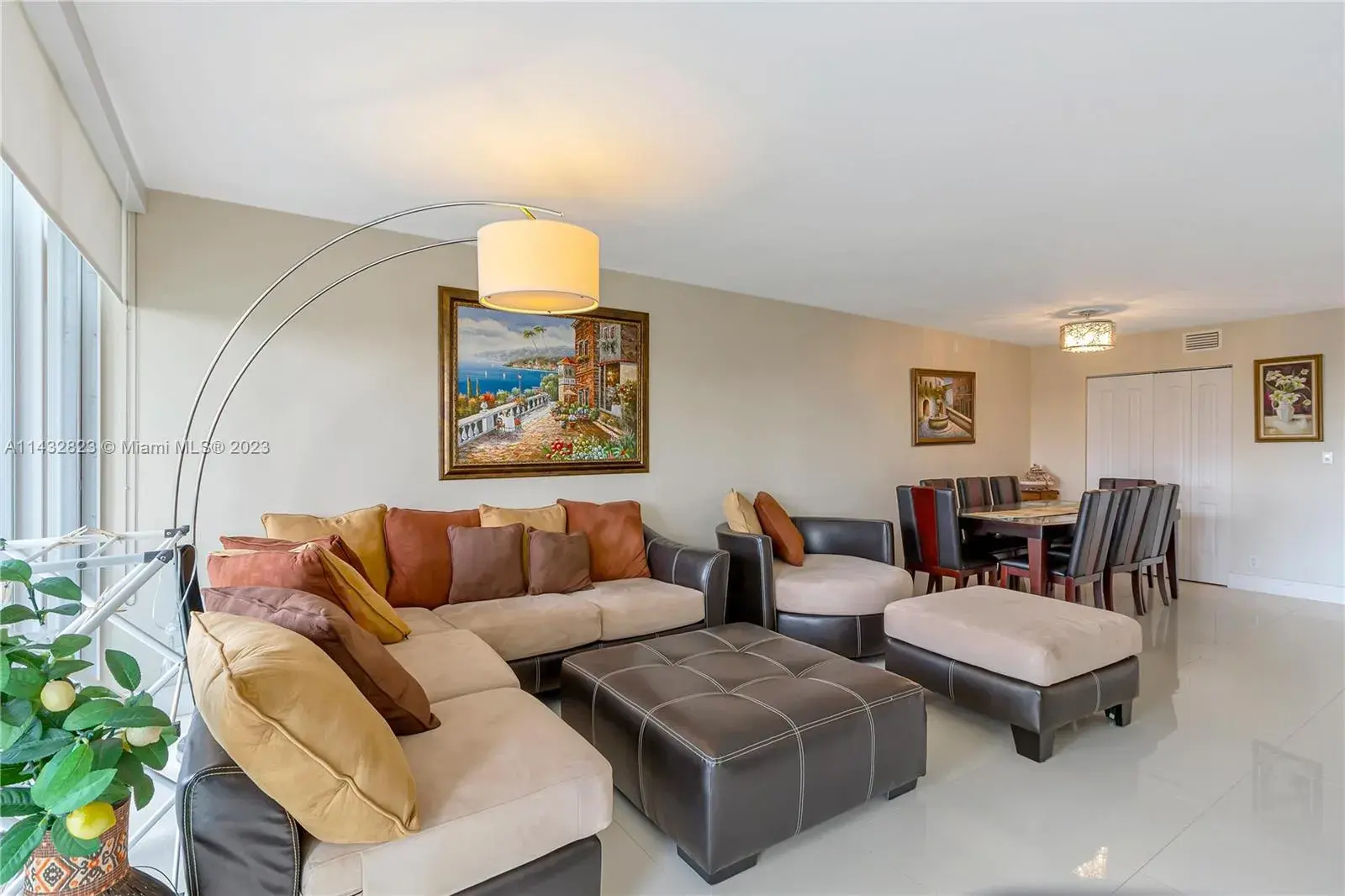 100 E Bayview Dr # 606, Sunny Isles Beach FL 33160
