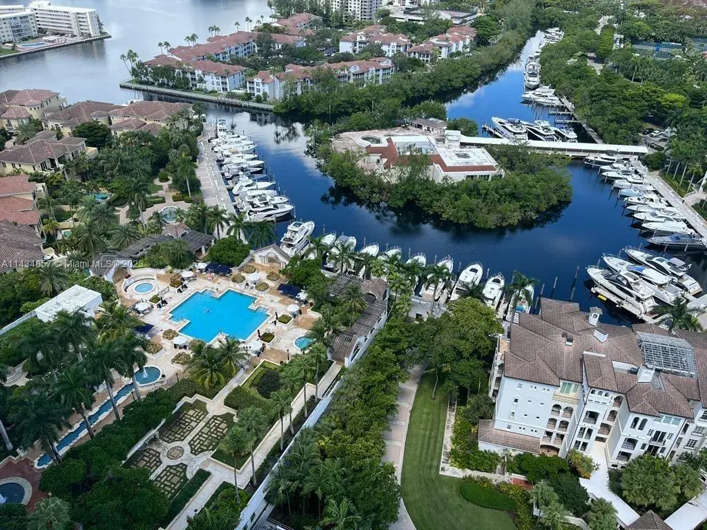 2000 Island Blvd # 2701, Aventura FL 33160