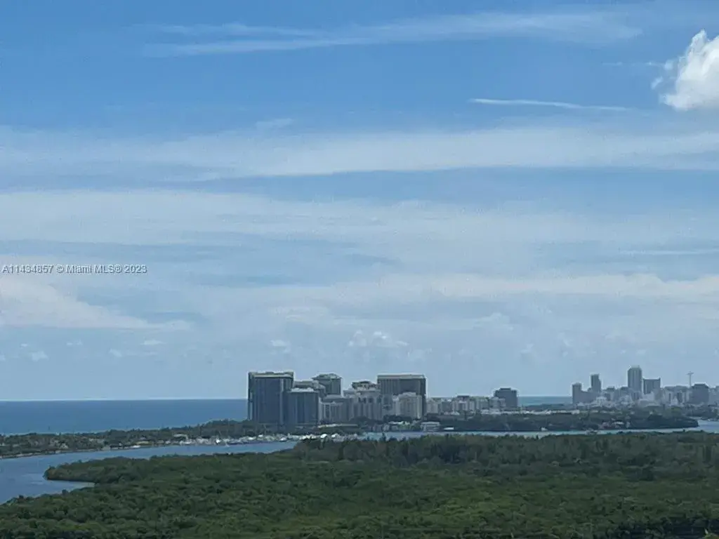 2000 Island Blvd # 2701, Aventura FL 33160