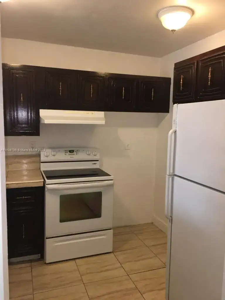 498 NW 165th St Rd # D205, Miami FL 33169 photo 3
