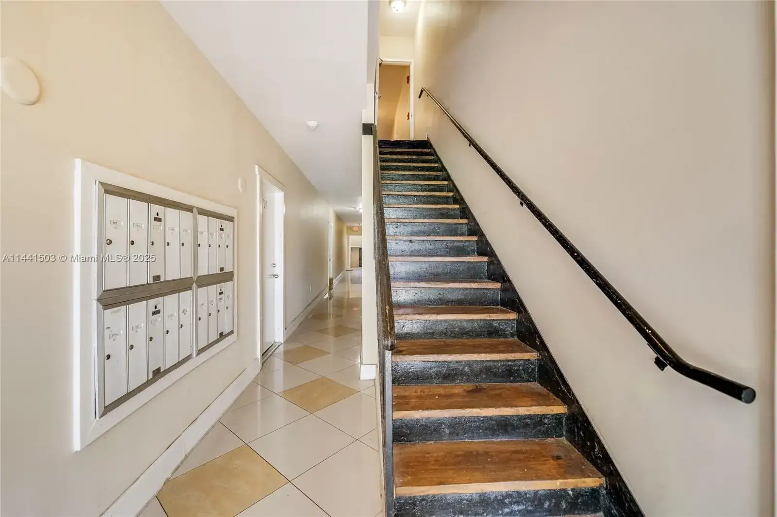 440 SW 5th Ave, Miami FL 33130 photo 5