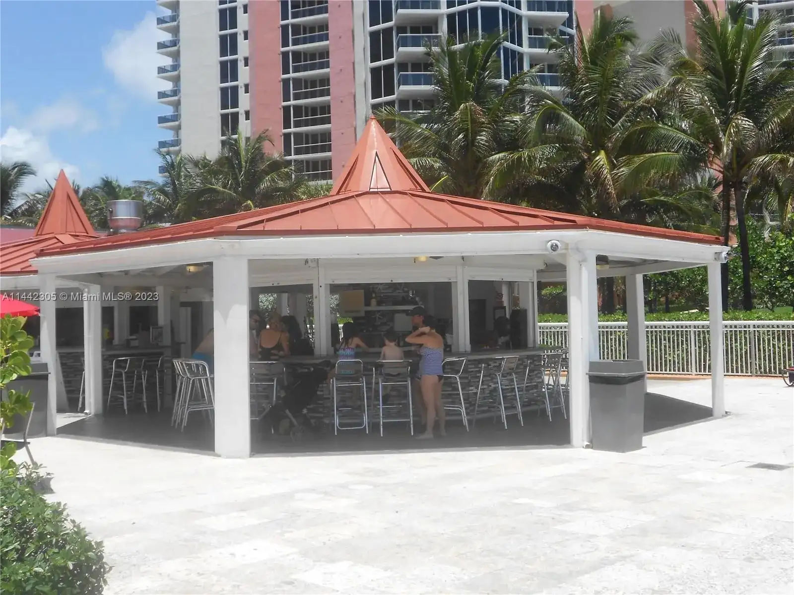 19201 Collins Ave # 637, Sunny Isles Beach FL 33160 photo 4