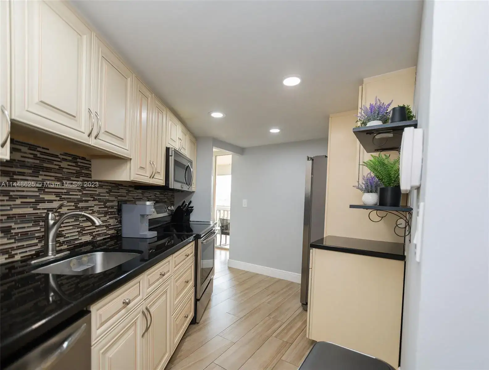 6911 Environ Blvd # 5L, Lauderhill FL 33319 photo 5