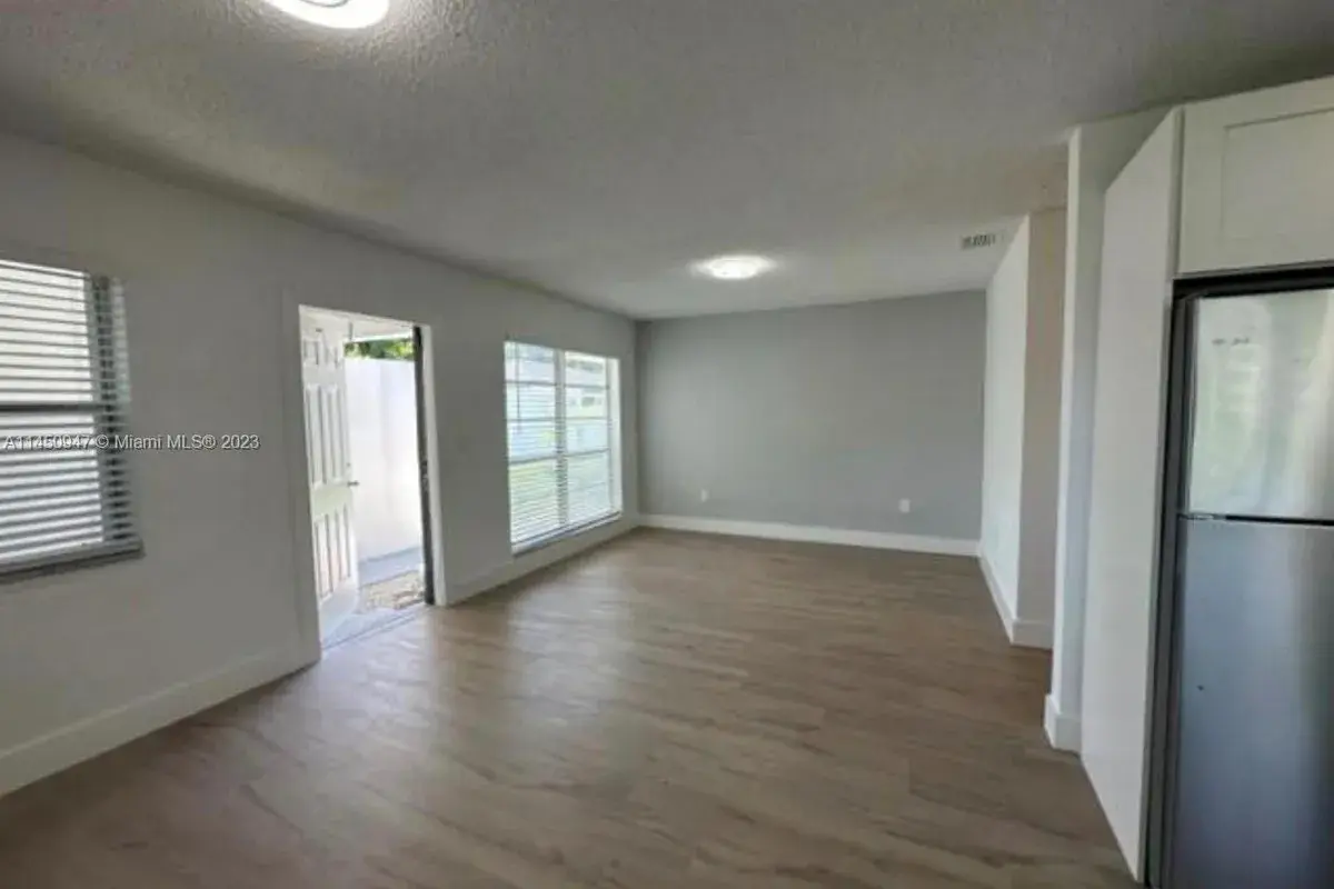 6036 SW 25th St # 6, Miramar FL 33023