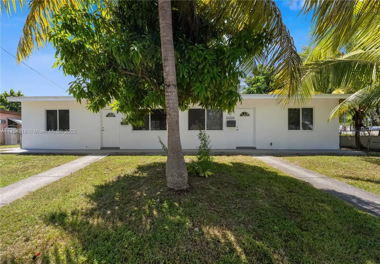 16204 NE 18th Ct # 16202, North Miami Beach FL 33162 photo 2