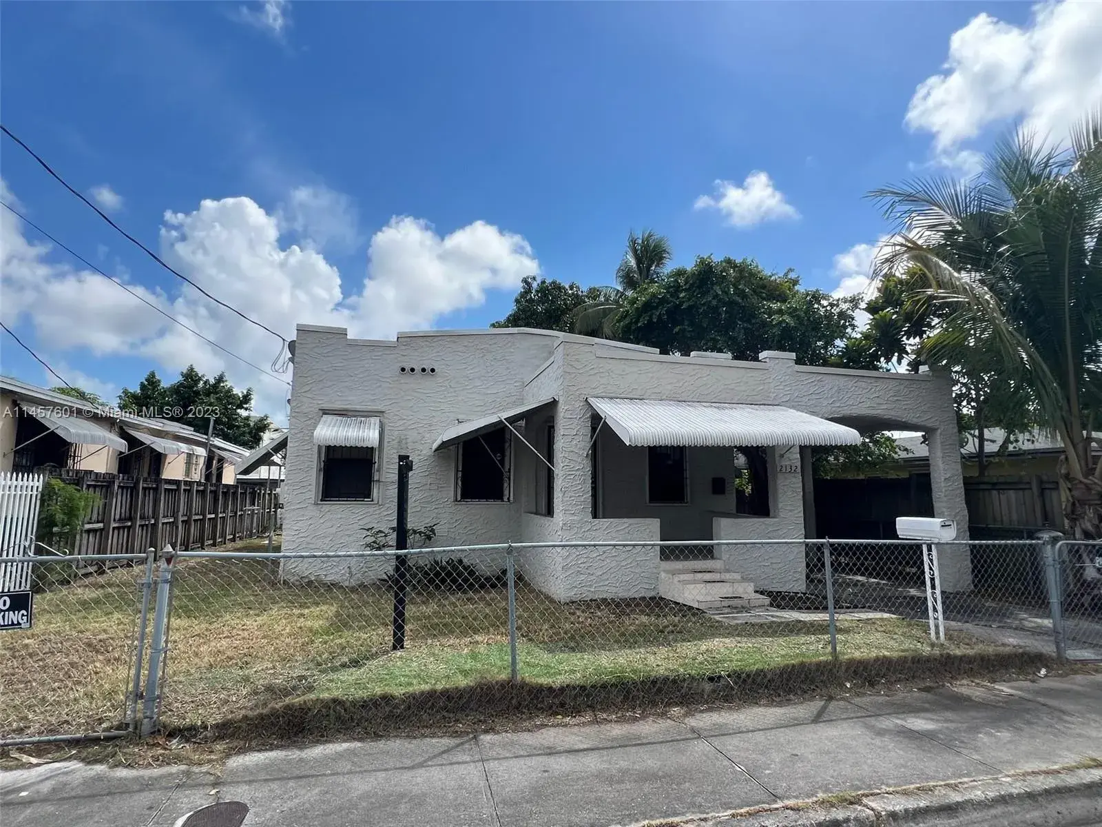 2132 NW 2nd St, Miami FL 33125