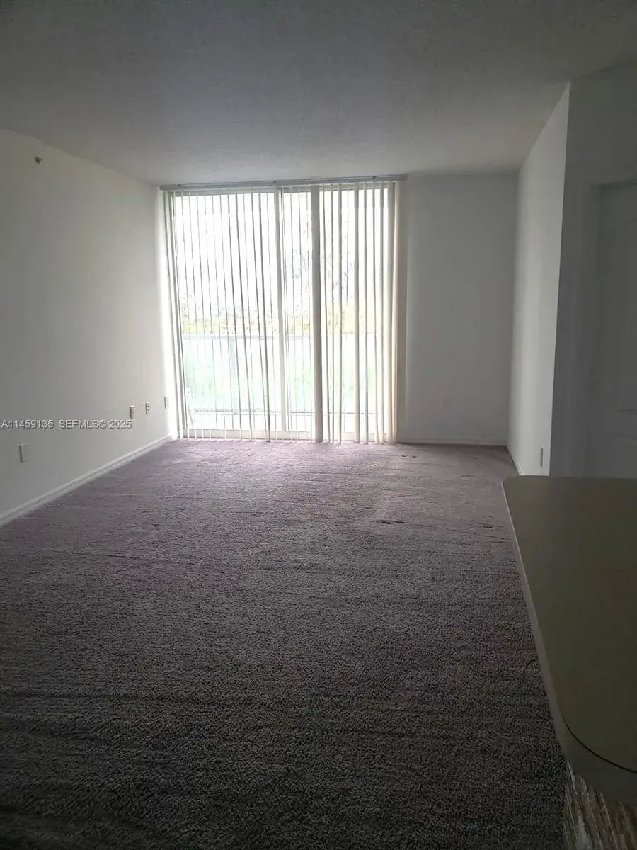 5077 NW 7th St # 903, Miami FL 33126