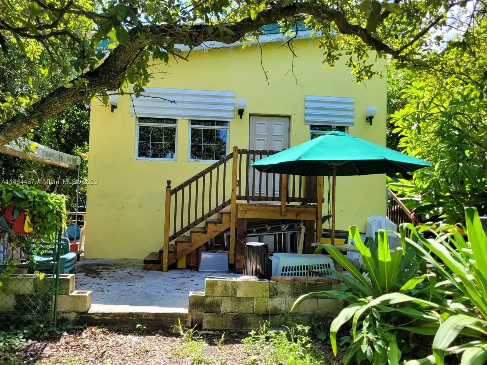 2011 NW 14th St, Miami FL 33125