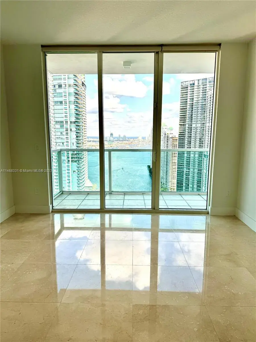 31 SE 5th St # 4112, Miami FL 33131