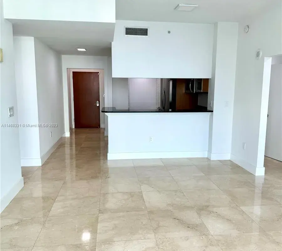 31 SE 5th St # 4112, Miami FL 33131