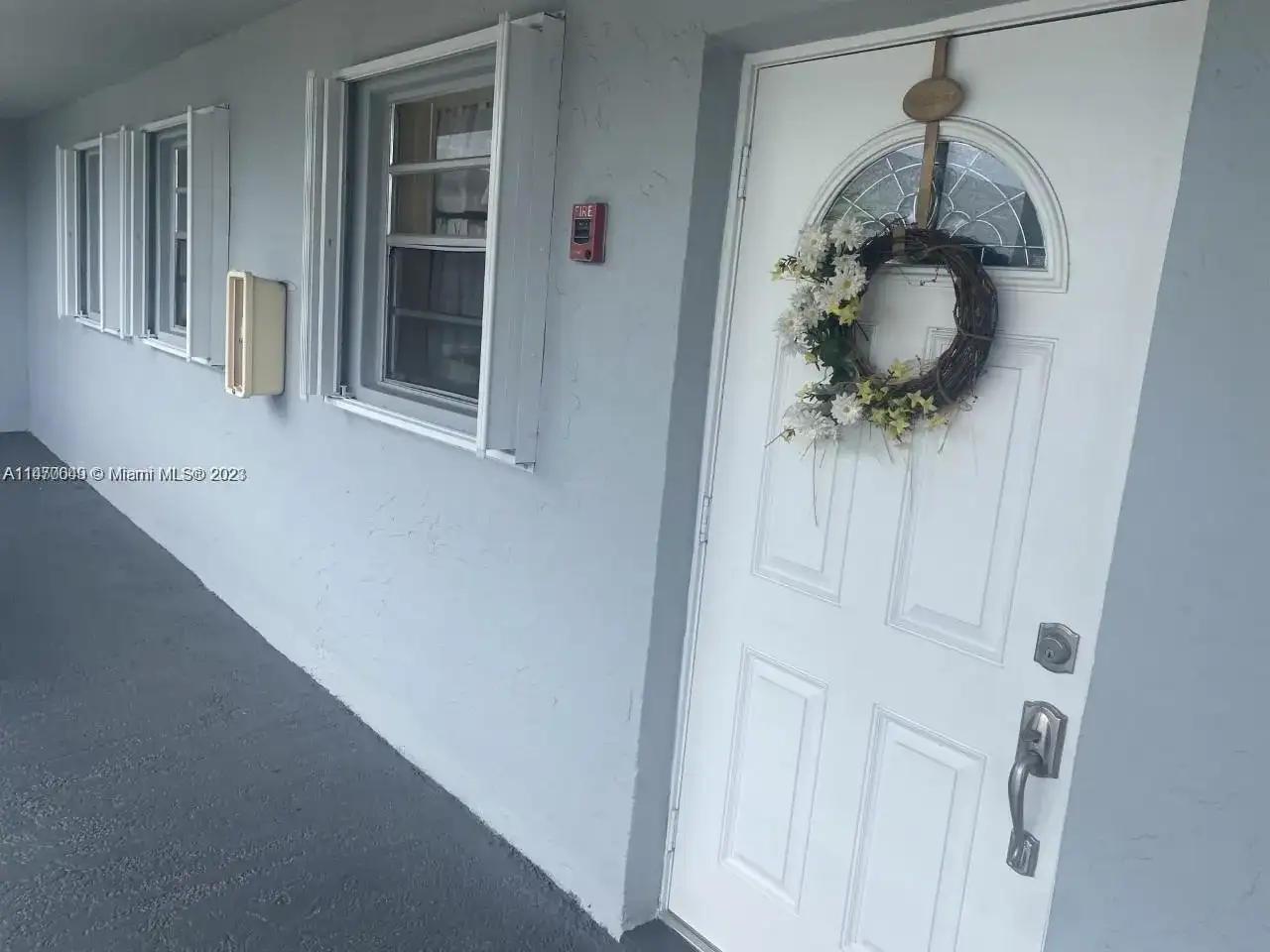 1755 W 60th St # D304, Hialeah FL 33012 photo 2
