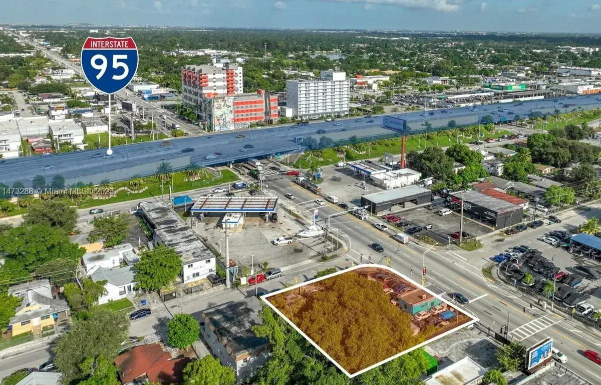 540 NW 79th St, Miami FL 33150