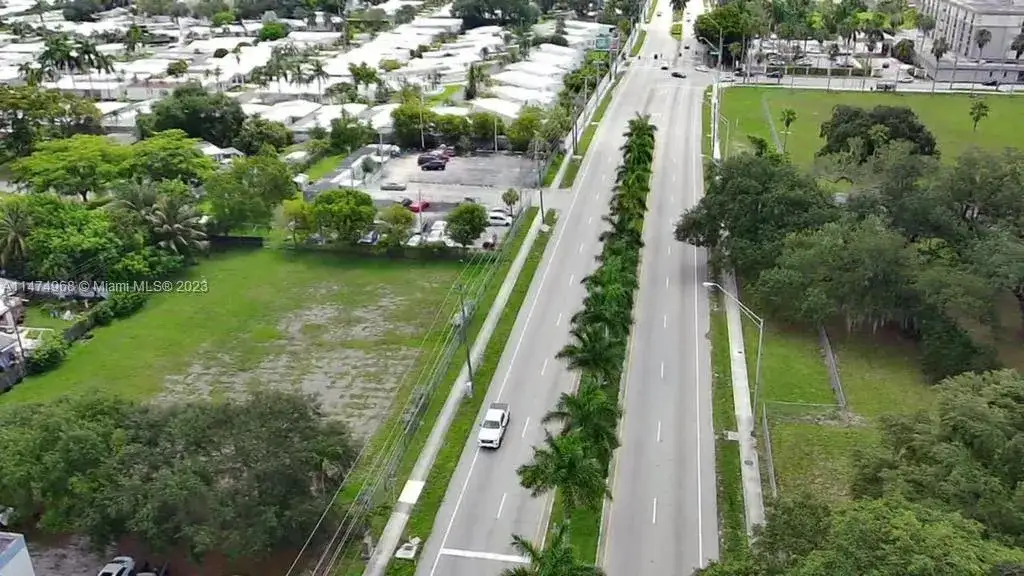 5421 W Hallandale Beach Blvd, West Park FL 33023 photo 4