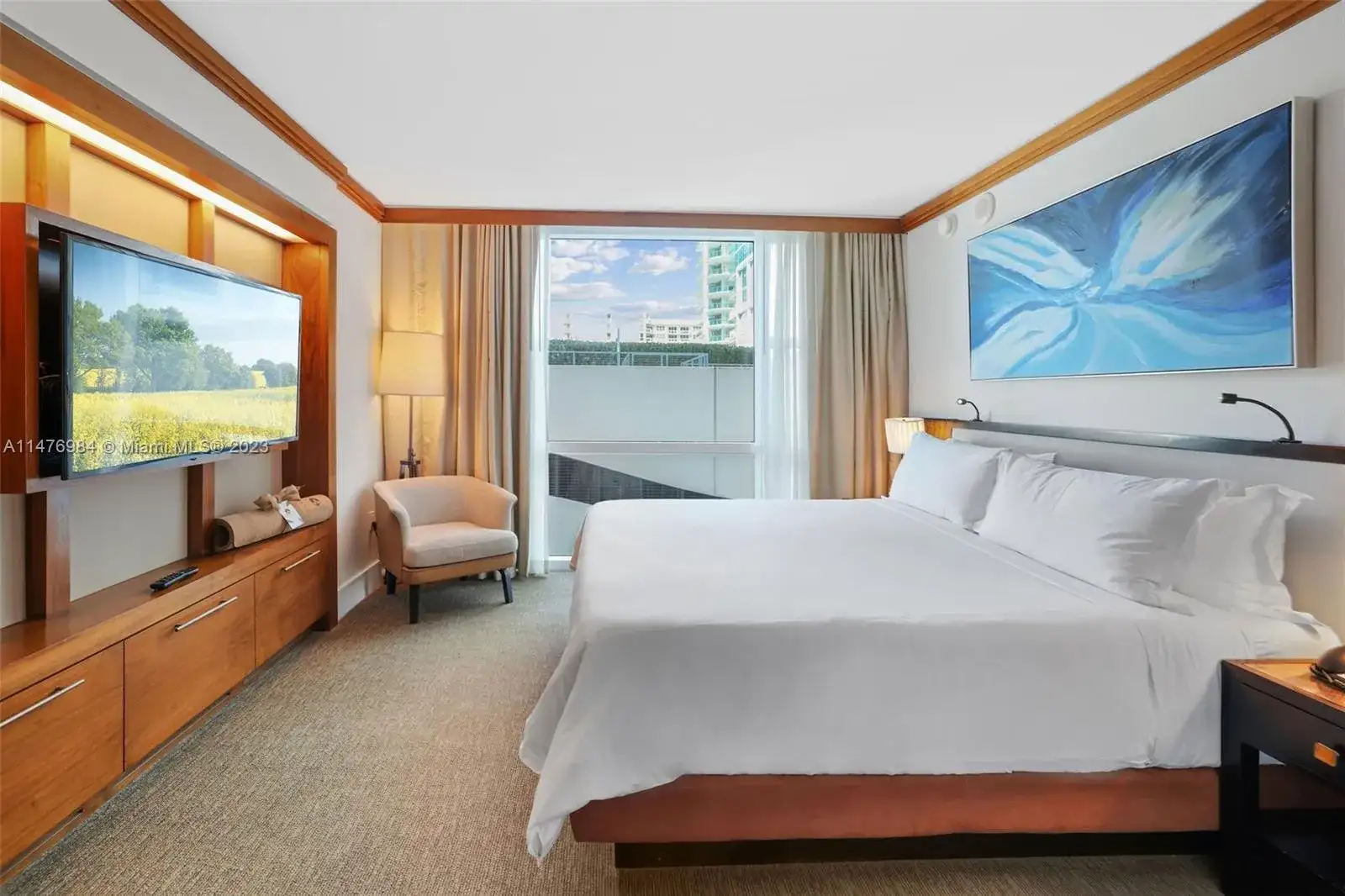 6801 Collins Ave # 517, Miami Beach FL 33141 photo 3