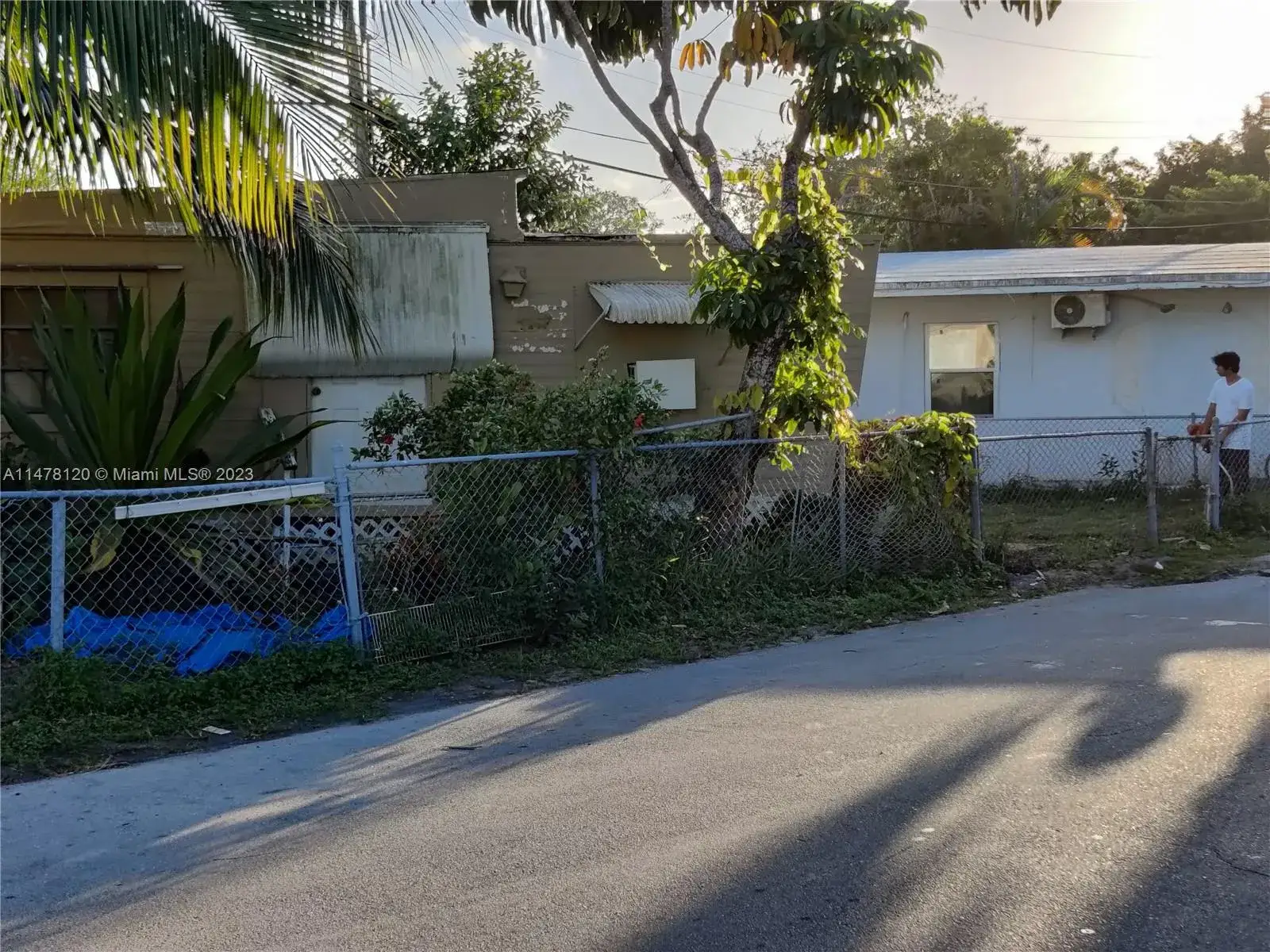 2234 NE 137 ST, North Miami Beach FL 33181-1840