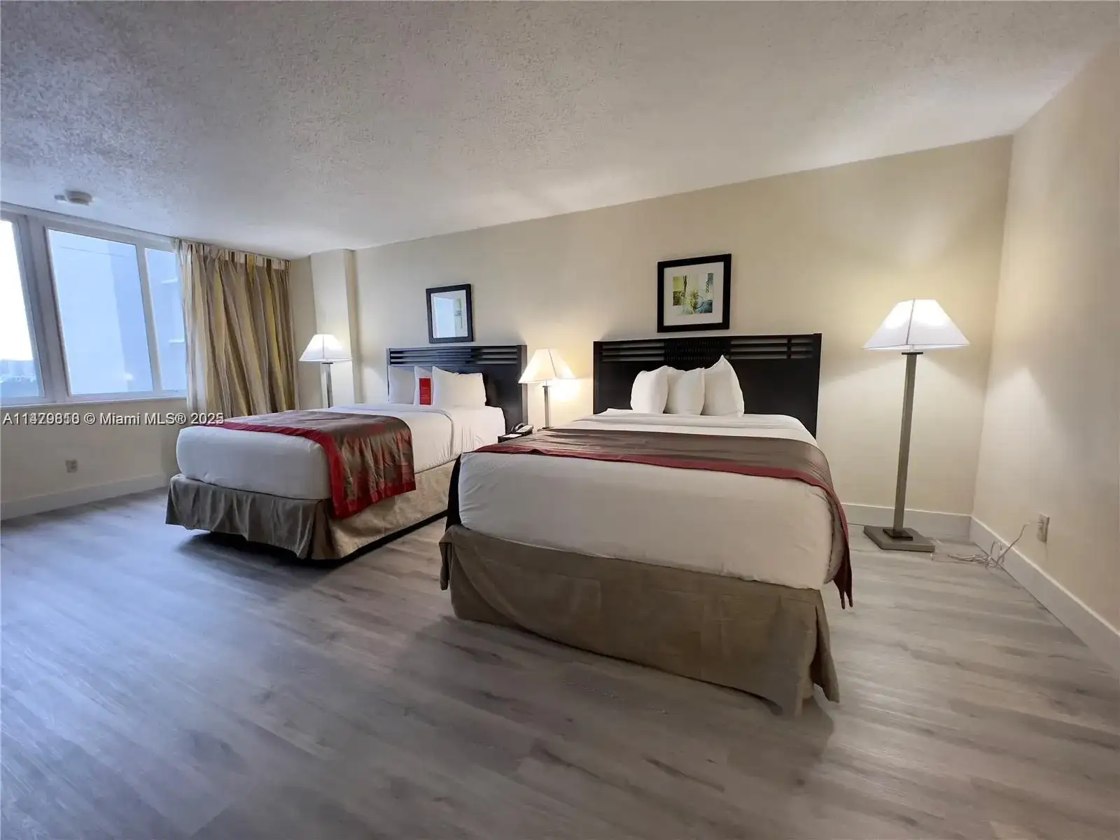 19201 Collins Ave # 803, Sunny Isles Beach FL 33160 photo 3