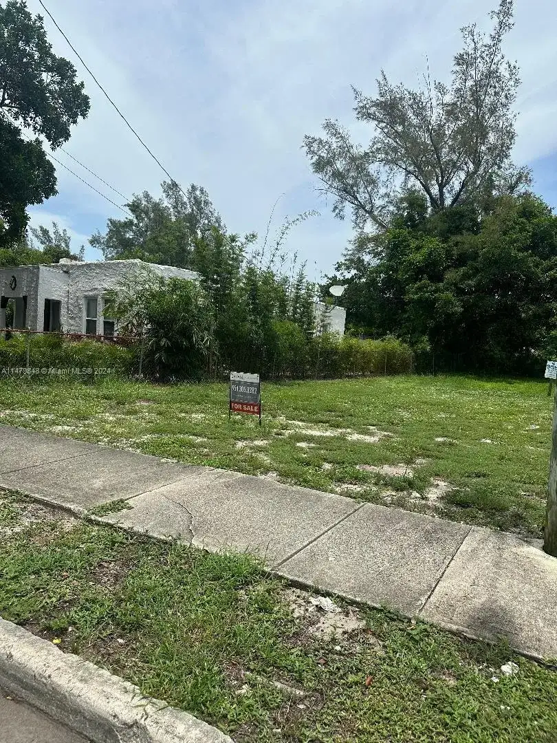 3508 Greenwood Ave, West Palm Beach FL 33407 photo 2