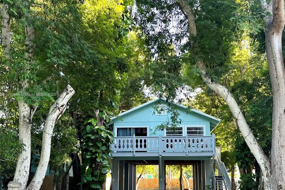 0 Gumbo Limbo Dr, Key Largo FL 33037