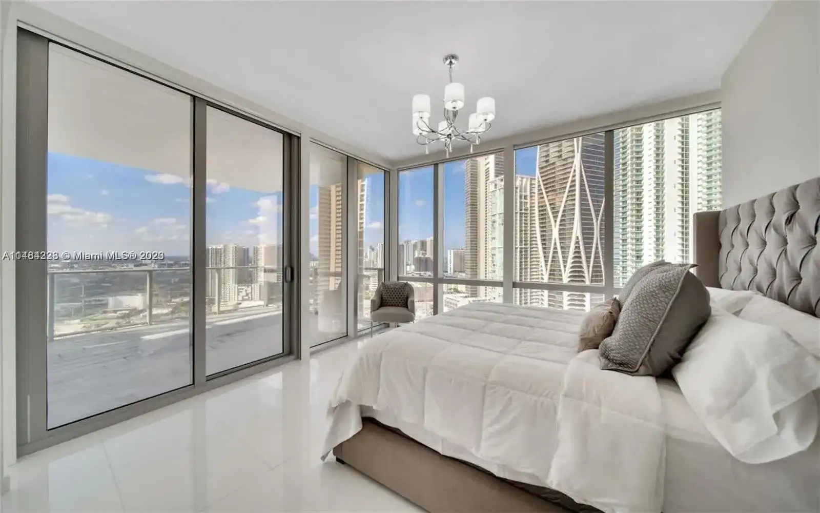851 NE 1st Ave # 2601, Miami FL 33132 photo 5