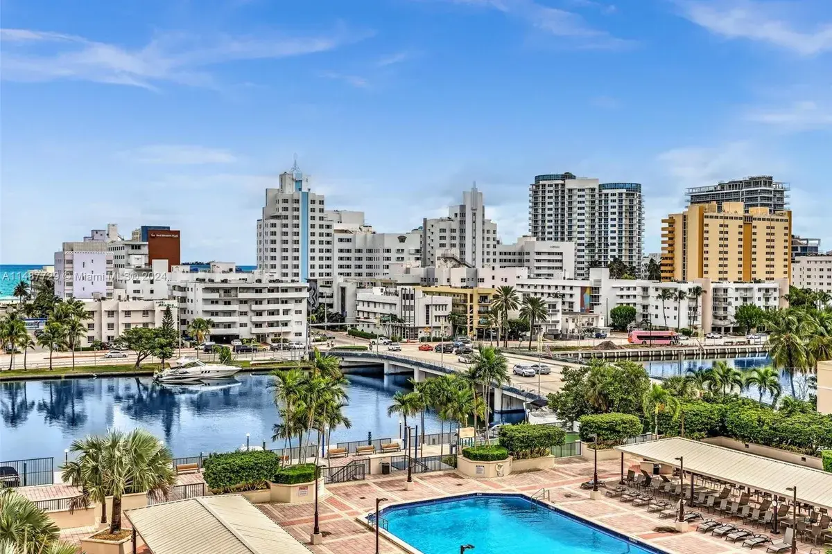 4101 Pine Tree Dr # 620, Miami Beach FL 33140