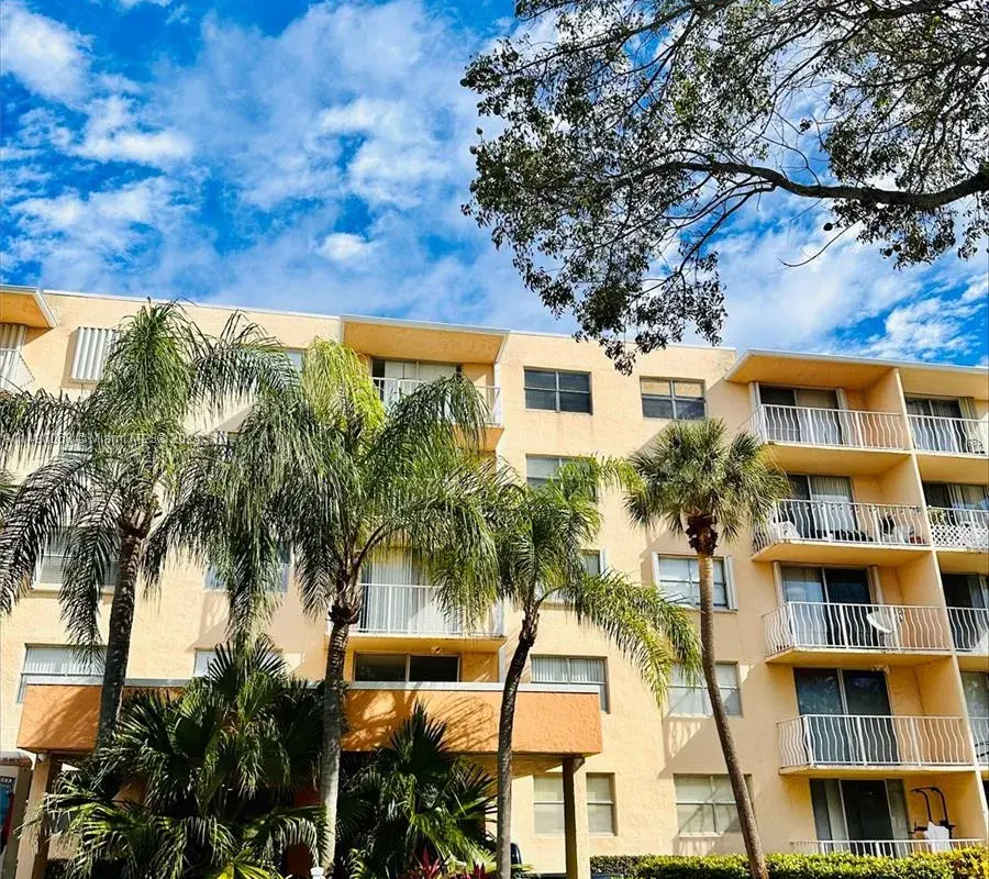 480 Executive Center Dr # 5N, West Palm Beach FL 33401
