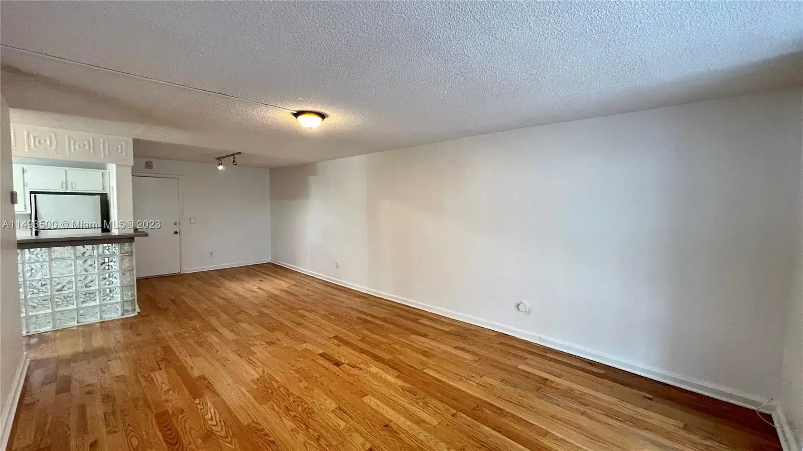 1754 Meridian Ave # 302, Miami Beach FL 33139 photo 4