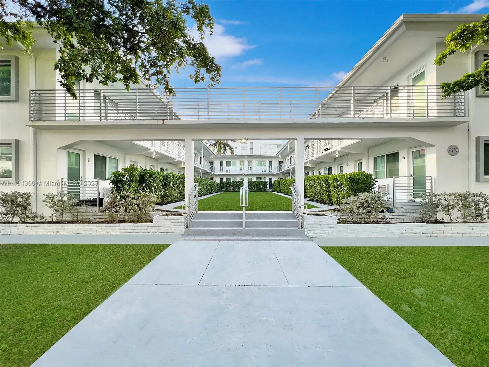 10190 E Bay Harbor Dr # 9E, Bay Harbor Islands FL 33154