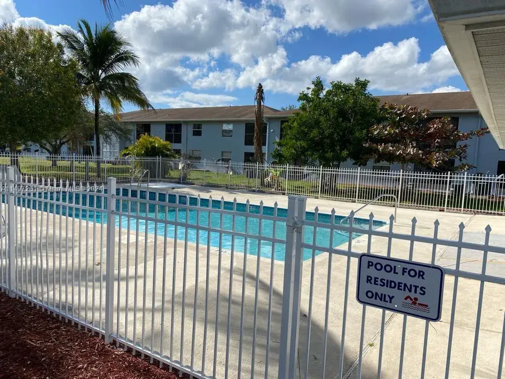 617 Ixoria Ave # 29, Fort Pierce FL 34982