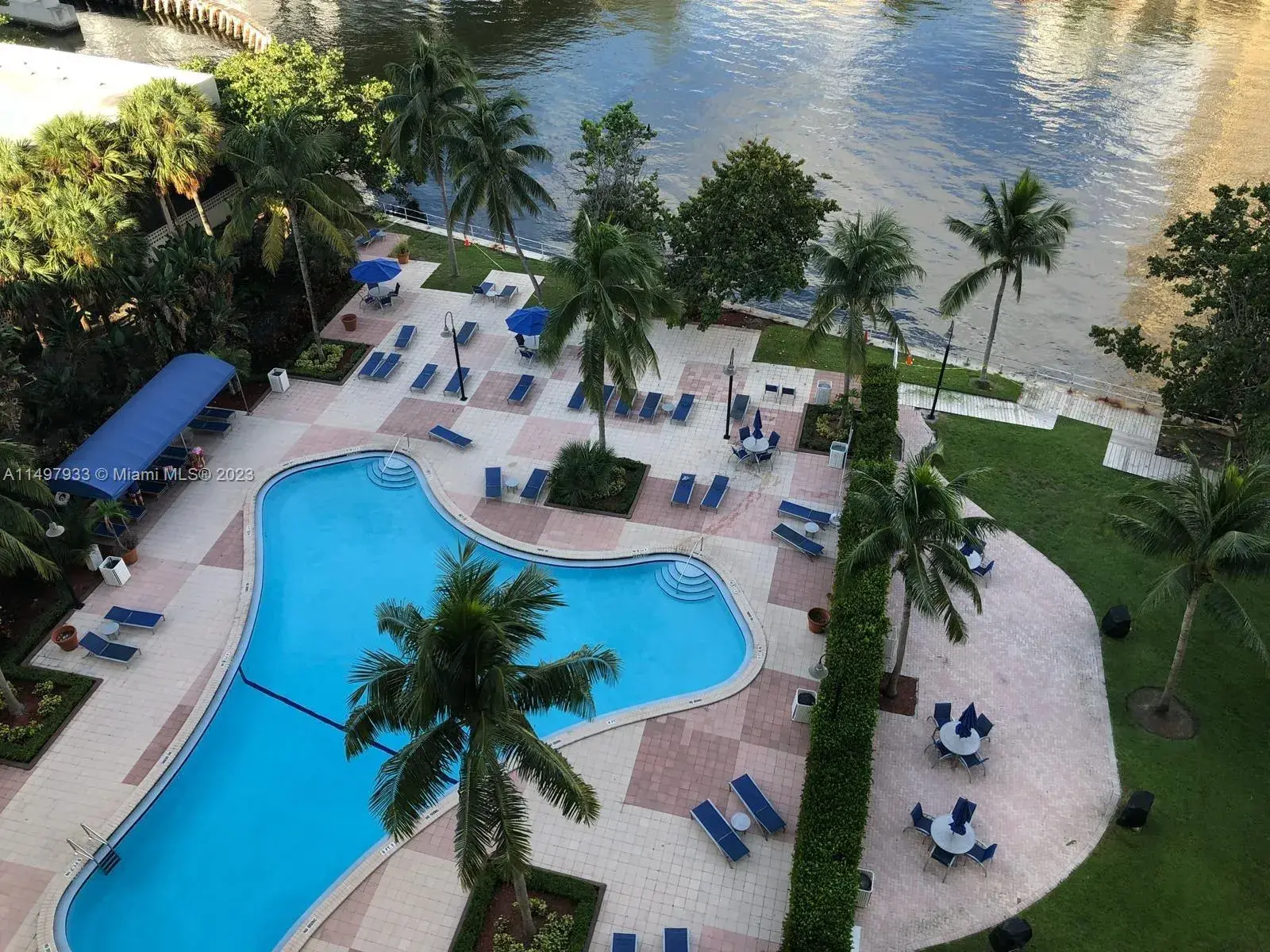 19390 Collins Ave # 1007, Sunny Isles Beach FL 33160