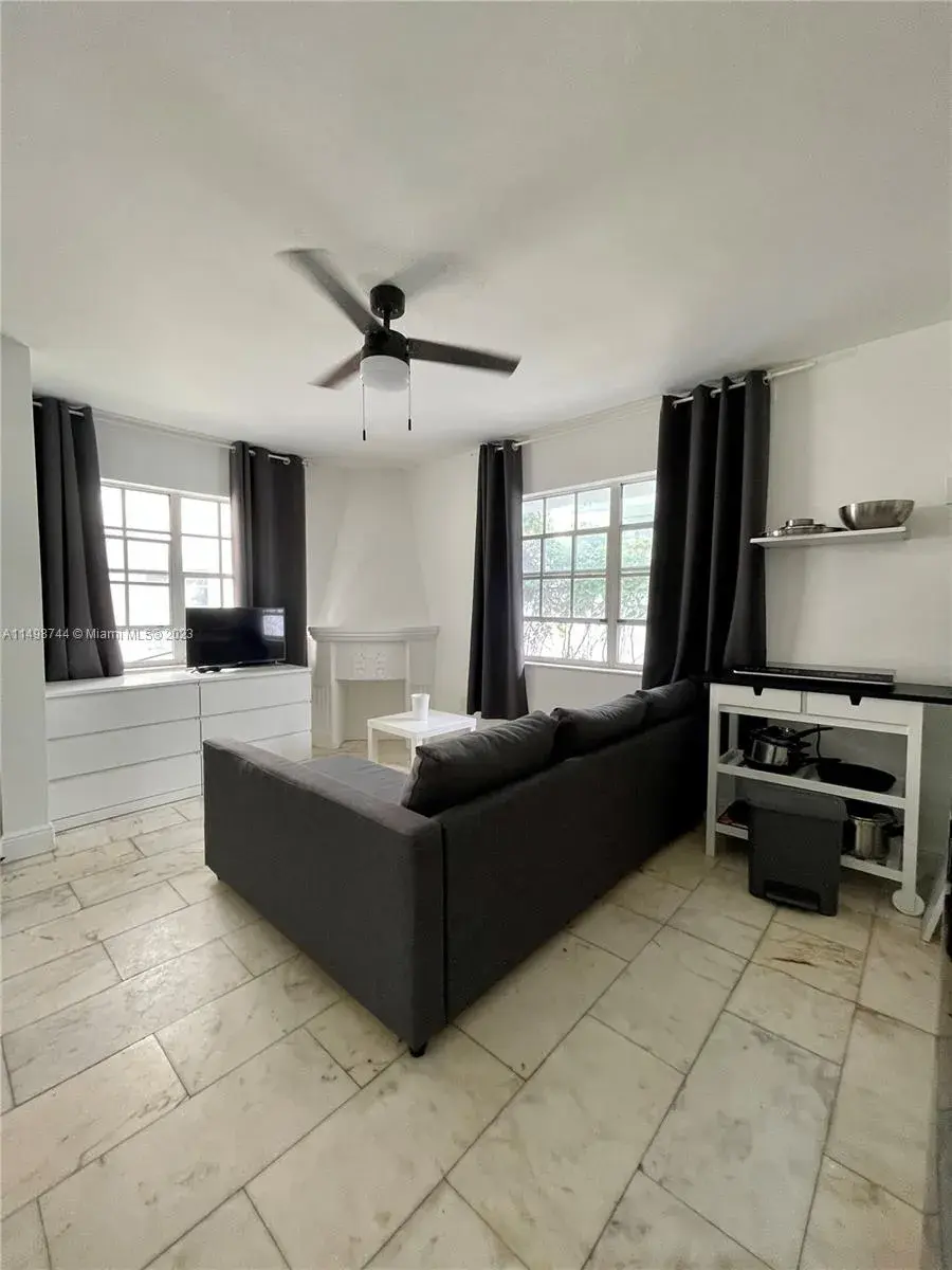 1526 Pennsylvania Ave # 20, Miami Beach FL 33139
