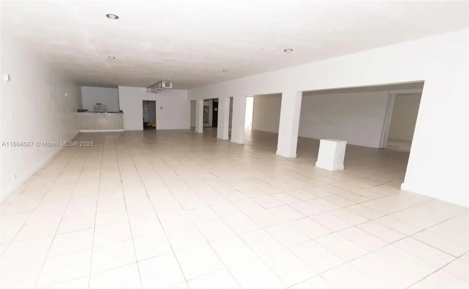 3045 W Broward Blvd, Fort Lauderdale FL 33312 photo 4