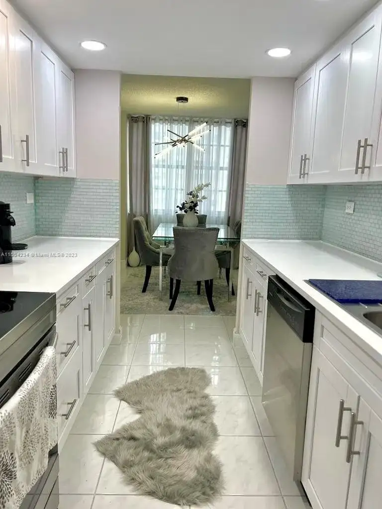 251 174th St # 1806, Sunny Isles Beach FL 33160 photo 4