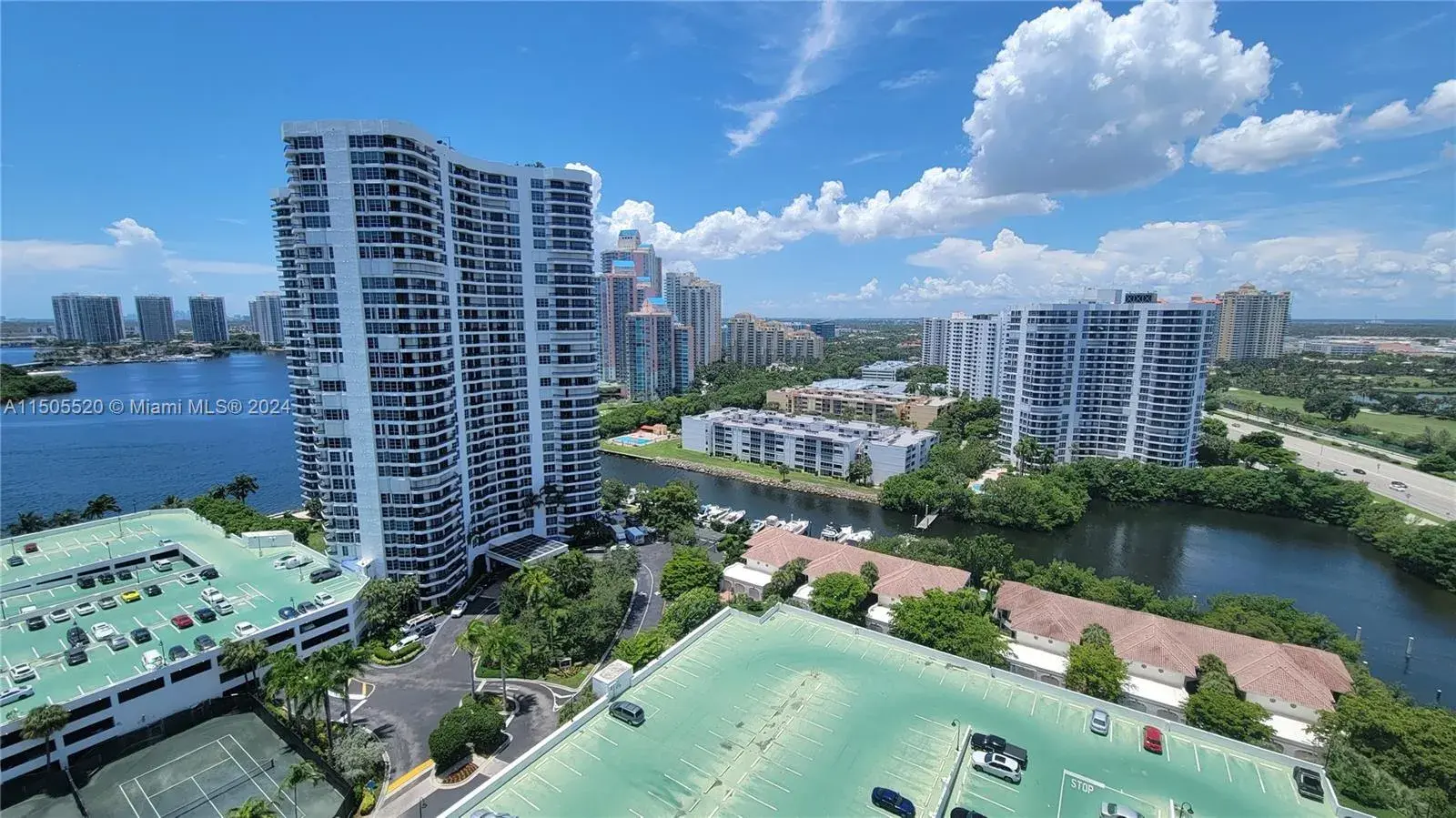 3500 Mystic Pointe Dr # 2302, Aventura FL 33180