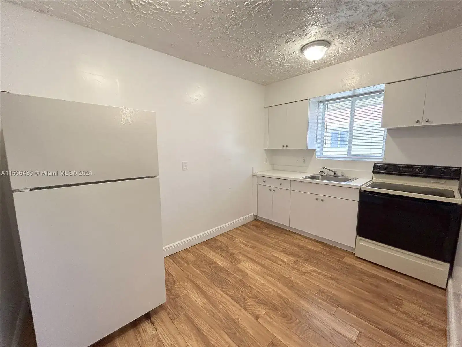 641 NE 86th St # 3, Miami FL 33138 photo 3