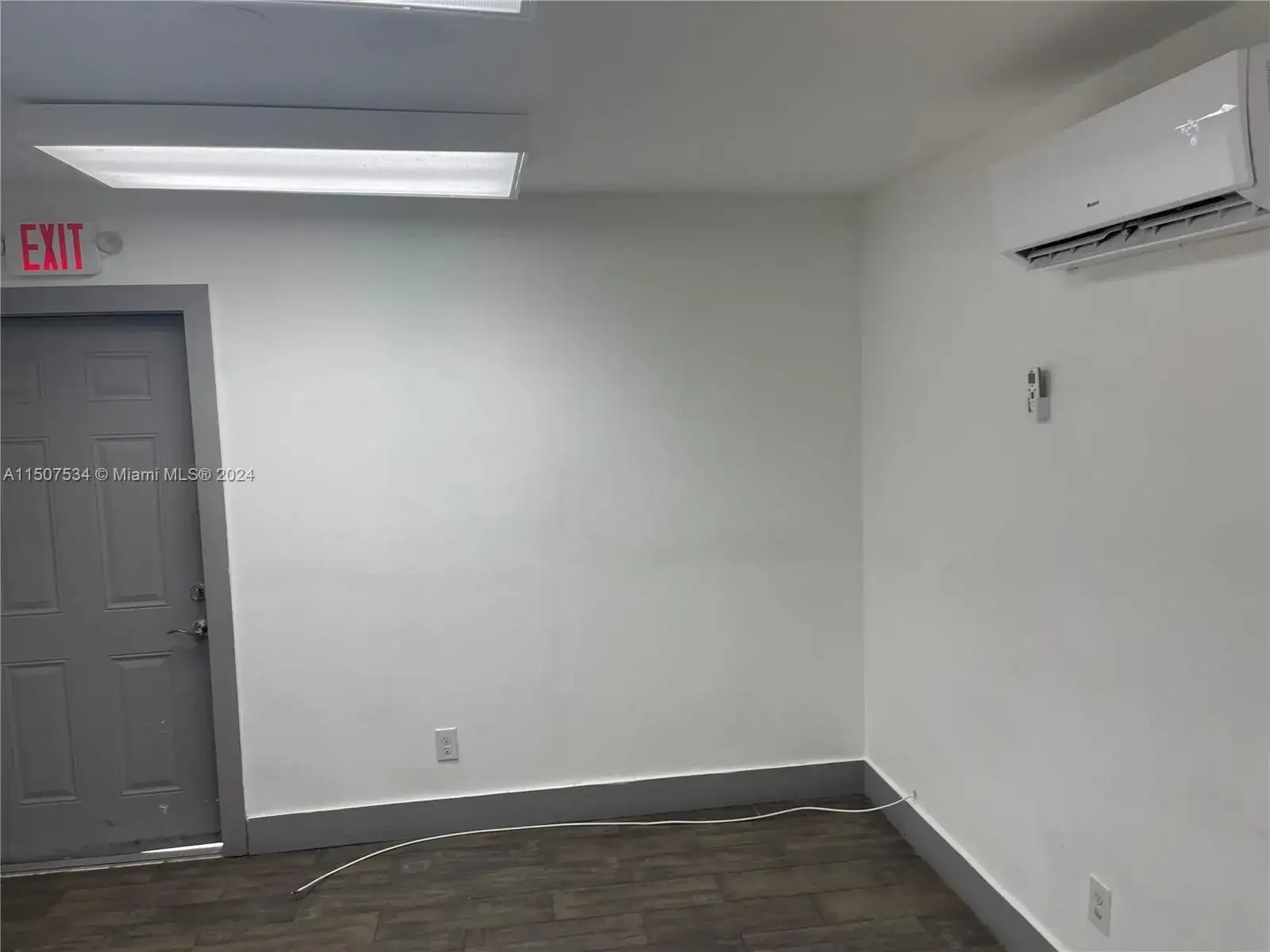 745 Parkway Pkwy, Homestead FL 33030 photo 4