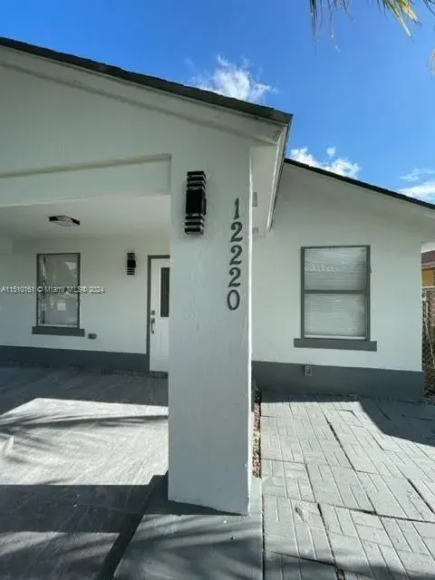 12220 SW 203rd St, Miami FL 33177