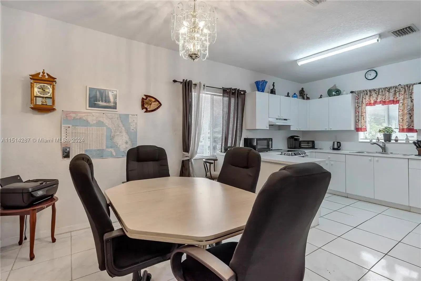 2270 NW 51st Ter, Miami FL 33142