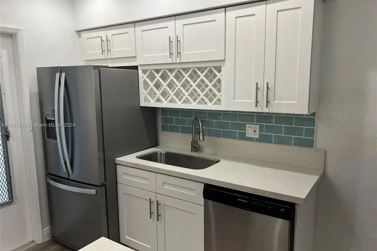 2100 NE 39th St # 404, Fort Lauderdale FL 33308