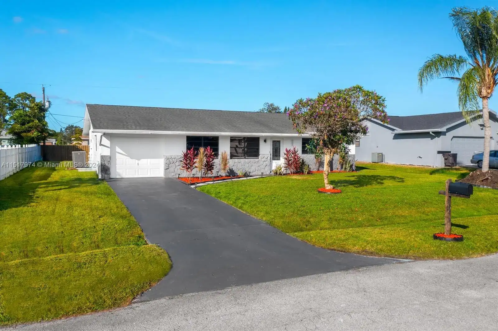143 SW Grove Ave, Port St. Lucie FL 34983 photo 4