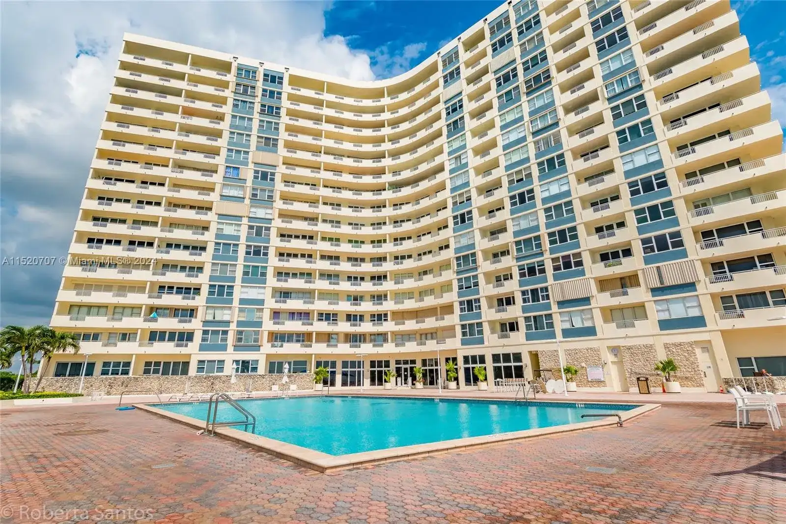 3180 S Ocean Dr # 422, Hallandale Beach FL 33009 photo 2