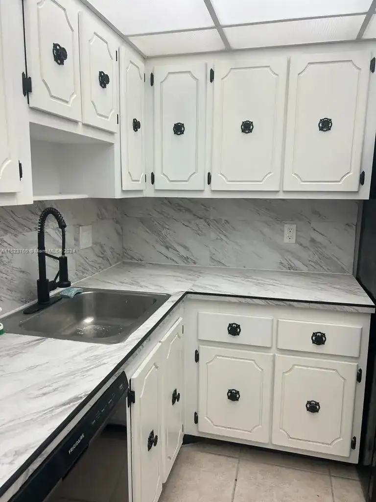 13499 Biscayne Blvd # 1504, North Miami FL 33181 photo 2